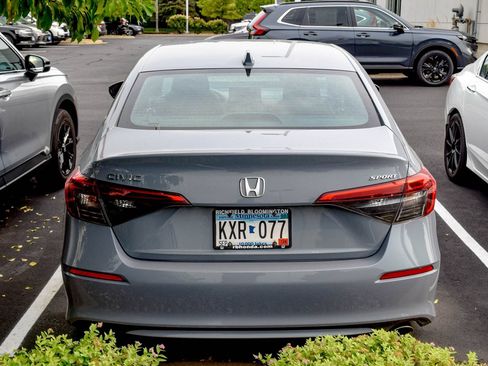 Used 2024 Honda Civic Sport image 17