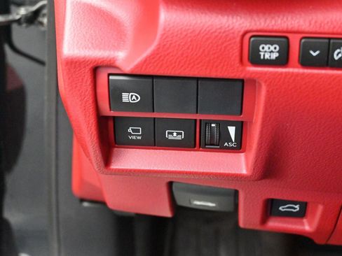 Used 2024 Lexus IS 500 image 30