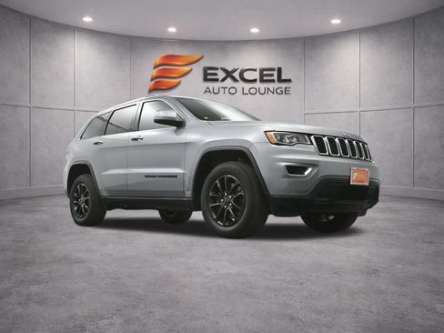 Used 2021 Jeep Grand Cherokee Laredo X AWD/4WD image 46