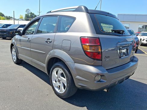 Used 2005 Pontiac Vibe AWD w/ Power Group Value Package image 3
