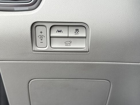 Used 2023 Kia Sorento EX image 16