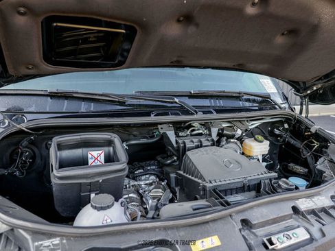 Used 2024 Mercedes-Benz Sprinter 2500 image 23