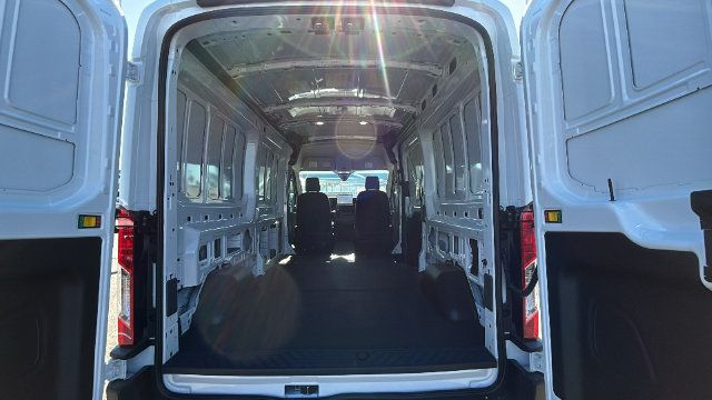 New 2026 Ford Transit 250 148 Medium Roof RWD image 16