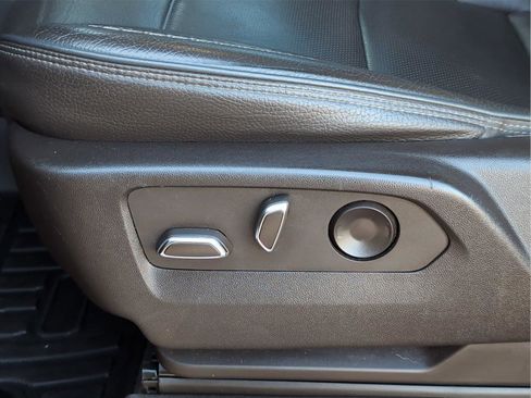 Used 2022 GMC Yukon Denali w/ Denali Ultimate Package image 14