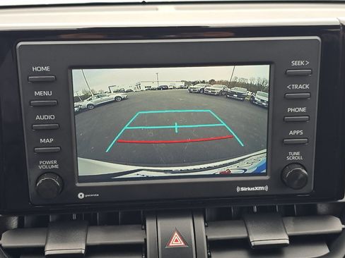 Used 2022 Toyota RAV4 LE image 18