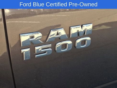 Used 2017 RAM 1500 Express image 31