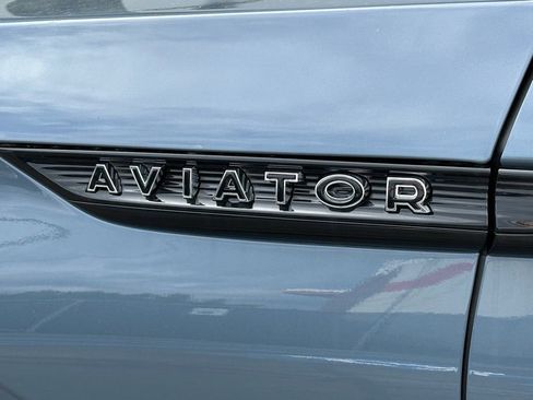 New 2026 Lincoln Aviator Black Label w/ Jet Appearance Package AWD/4WD image 29