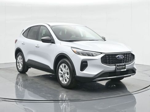 Certified 2025 Ford Escape Active image 57