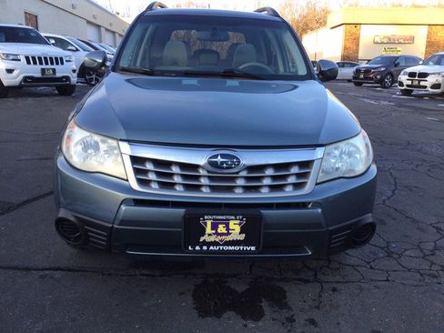 Used 2012 Subaru Forester 2.5X Premium image 2