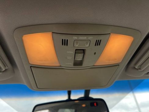 Used 2009 Nissan Murano SL w/ Technology Pkg image 24