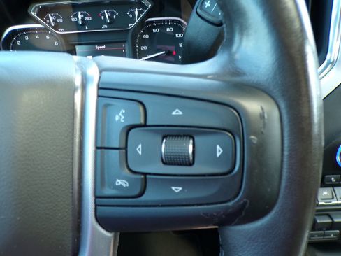 Used 2021 GMC Sierra 1500 SLT w/ SLT Premium Plus Package AWD/4WD image 18