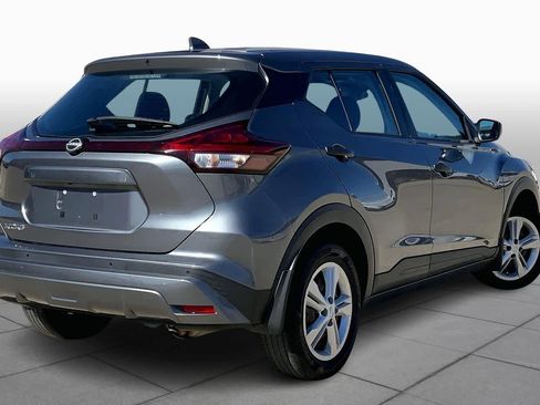 Used 2022 Nissan Kicks S image 13