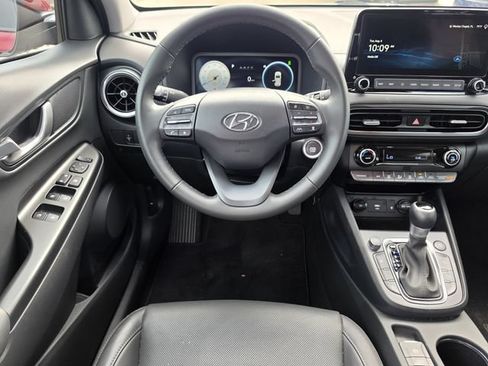 Used 2023 Hyundai Kona Limited AWD/4WD image 13