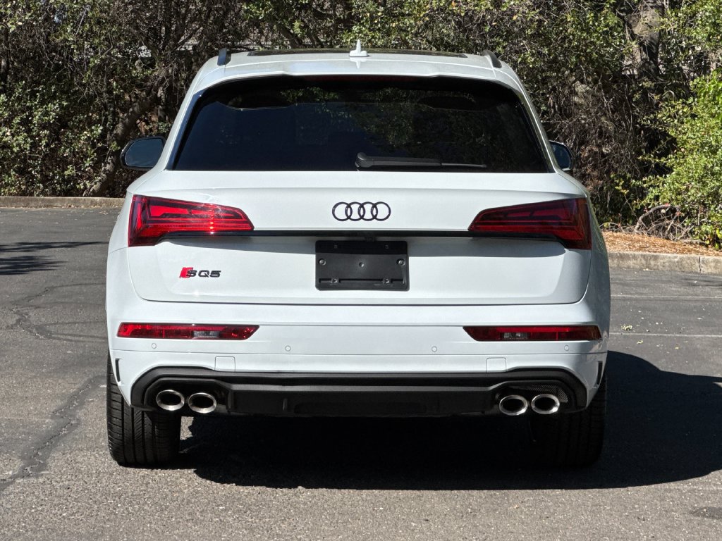 Used 2024 Audi SQ5 Premium Plus w/ Premium Plus Package AWD/4WD image 6