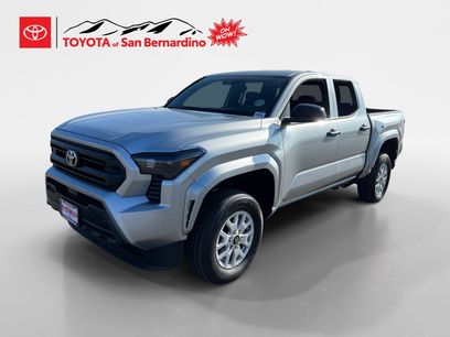 New 2025 Toyota Tacoma SR