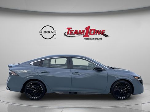 New 2026 Nissan Sentra SR w/ SR Premium Package image 7