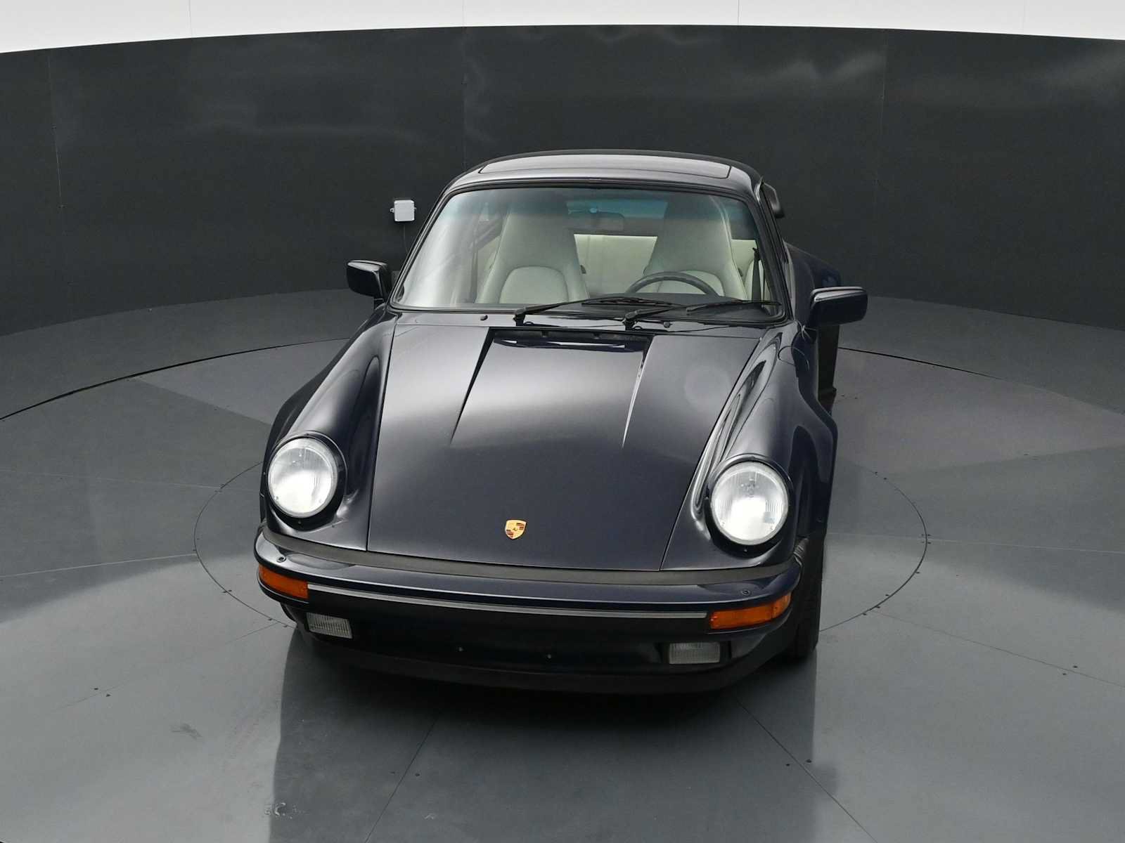 Used 1987 Porsche 911 Carrera RWD image 35