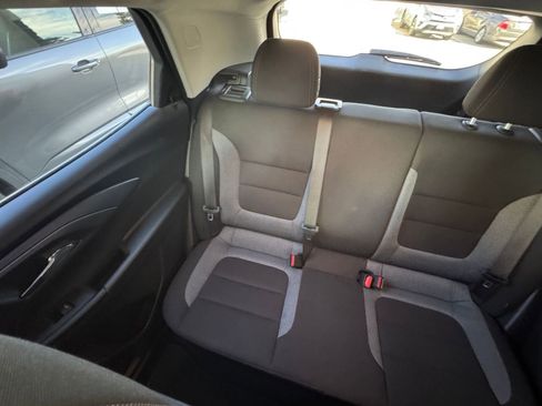 Used 2025 Chevrolet TrailBlazer LT image 37