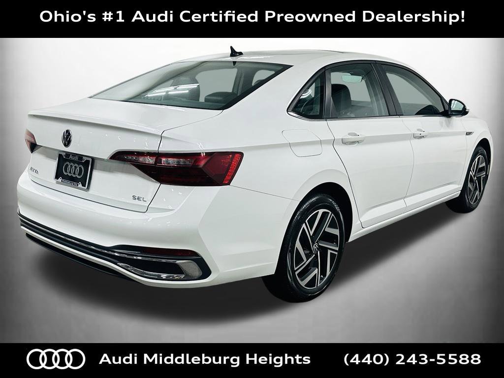 Used 2022 Volkswagen Jetta SEL FWD image 6