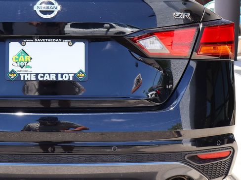 Used 2021 Nissan Altima 2.5 SR FWD image 20