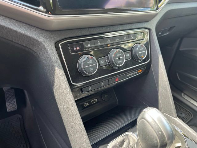 Used 2019 Volkswagen Atlas SEL Premium AWD/4WD image 27