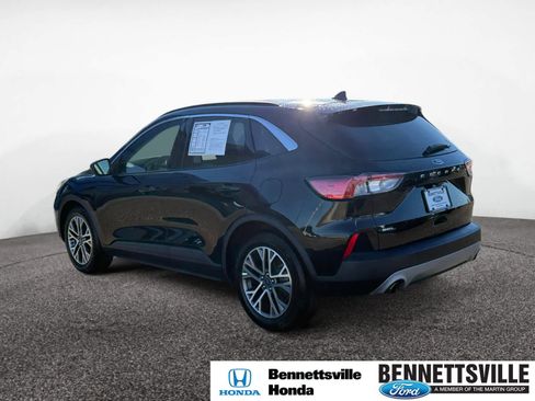 Used 2021 Ford Escape SEL w/ Technology Package image 3