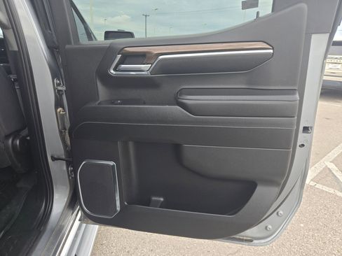Used 2024 Chevrolet Silverado 1500 LT RWD image 23