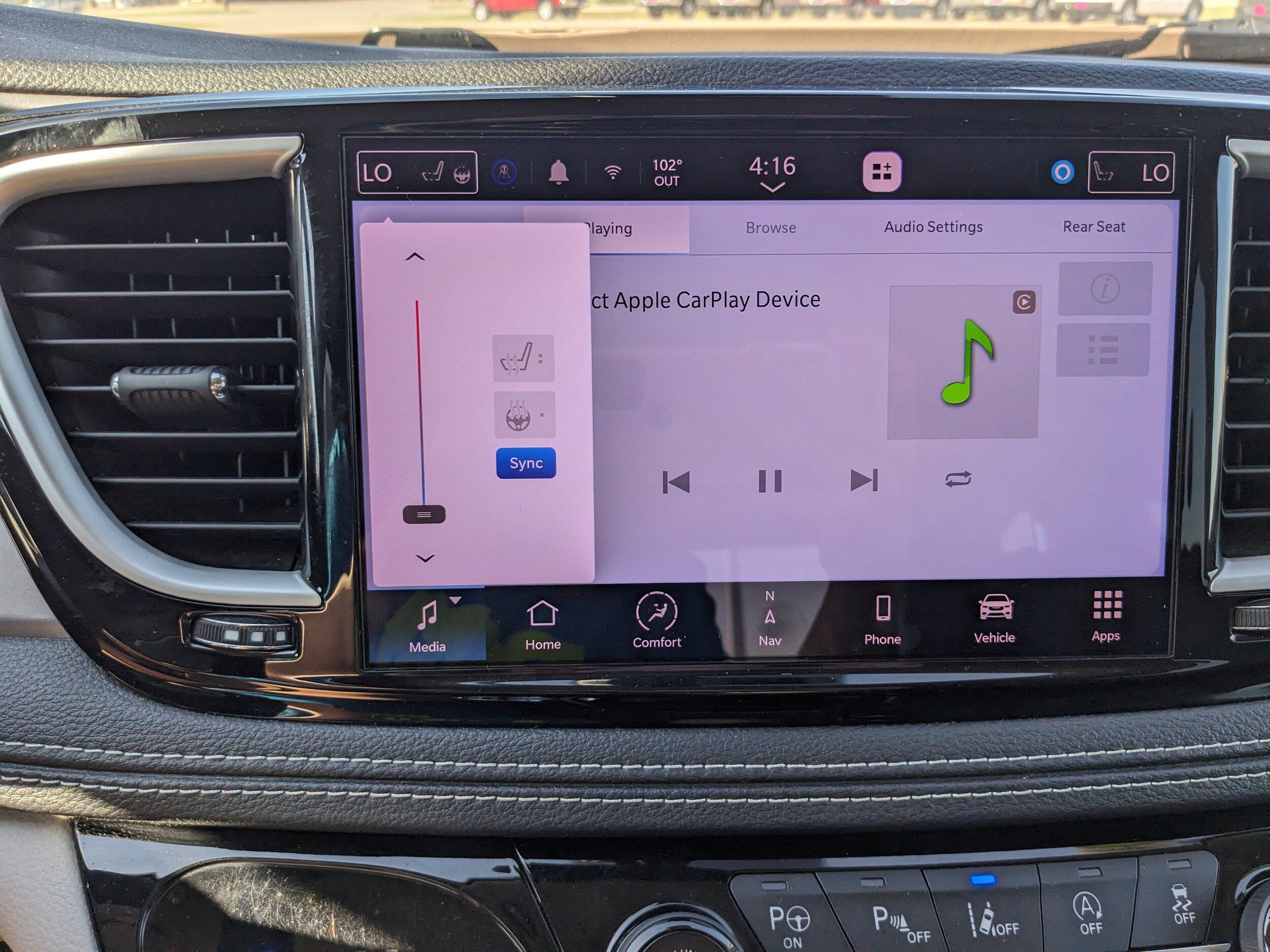 Used 2022 Chrysler Pacifica Touring-L w/ Uconnect Theater Family Group AWD/4WD image 31