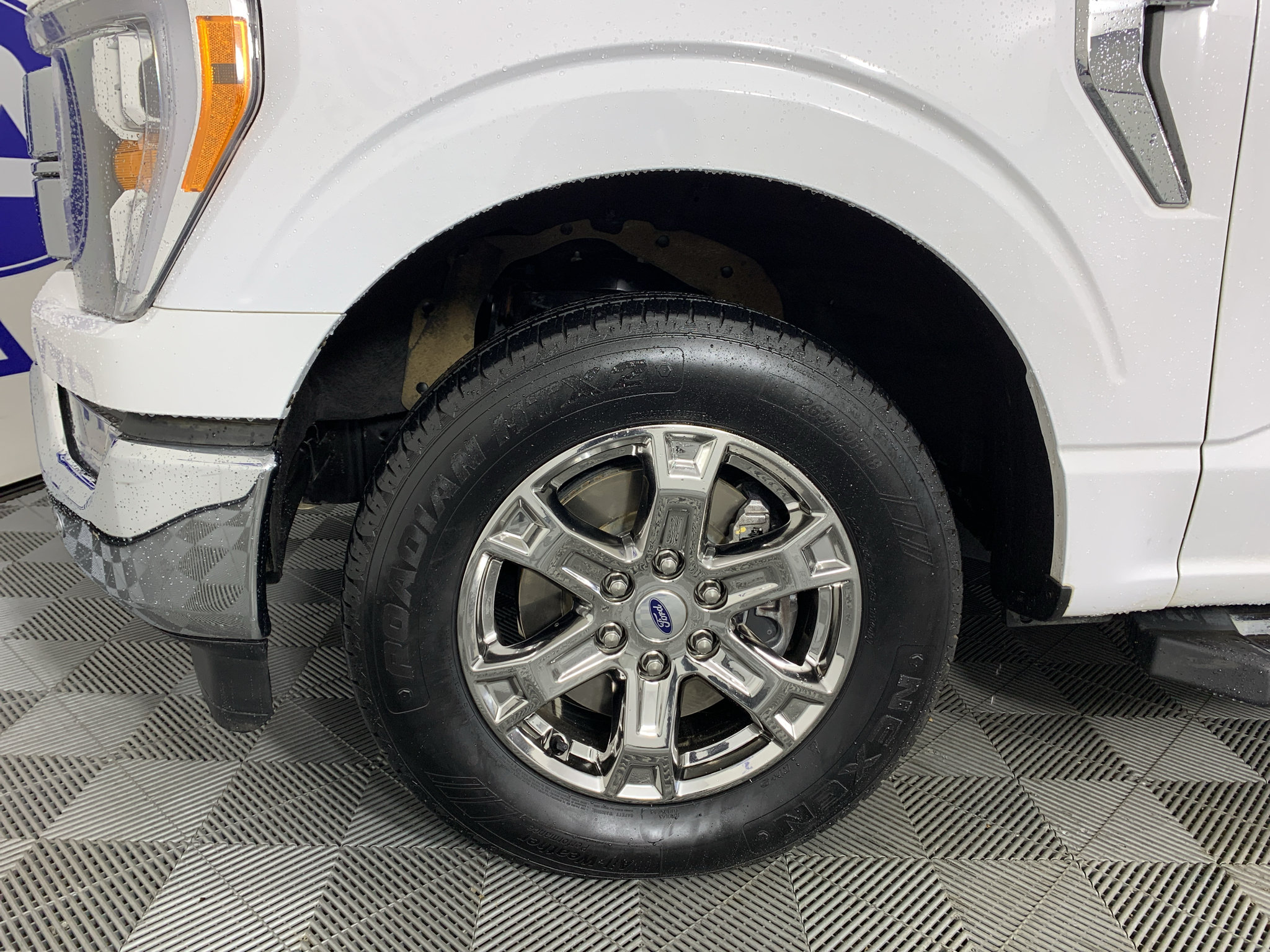 Used 2021 Ford F150 Lariat RWD image 9