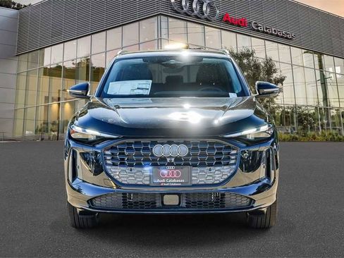 New 2025 Audi Q5 Premium image 2