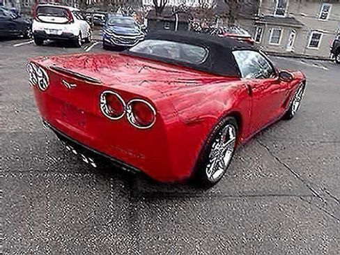 Used 2007 Chevrolet Corvette Convertible w/ Preferred Equipment Group RWD image 5