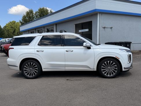 Used 2024 Hyundai Palisade Calligraphy AWD/4WD image 13
