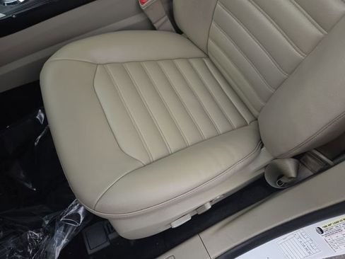 Used 2020 Ford Fusion SEL image 27