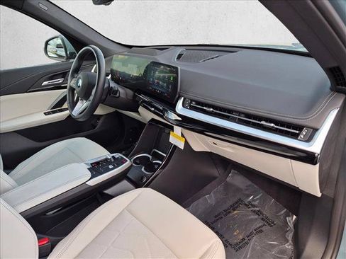 Used 2026 BMW X1 xDrive28i w/ Technology Package AWD/4WD image 21