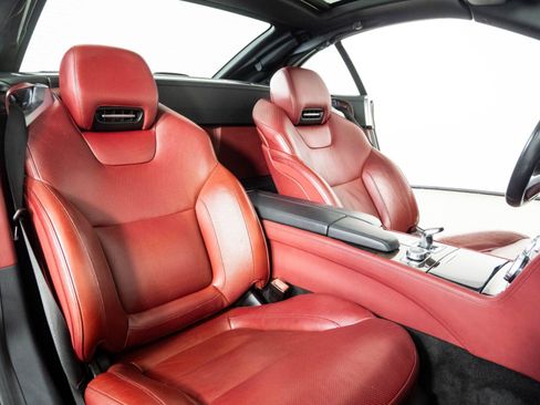 Used 2018 Mercedes-Benz SL 550 image 19