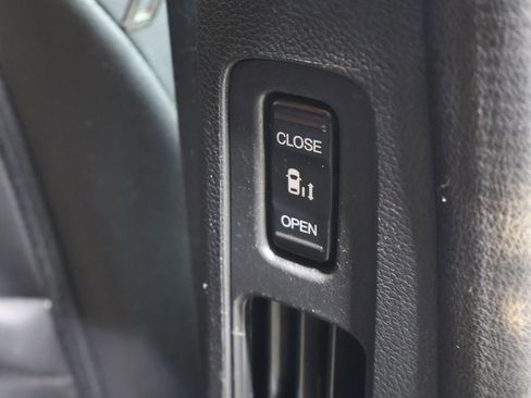 Used 2023 Honda Odyssey Touring image 25