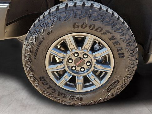 New 2026 GMC Sierra 1500 AT4X image 9