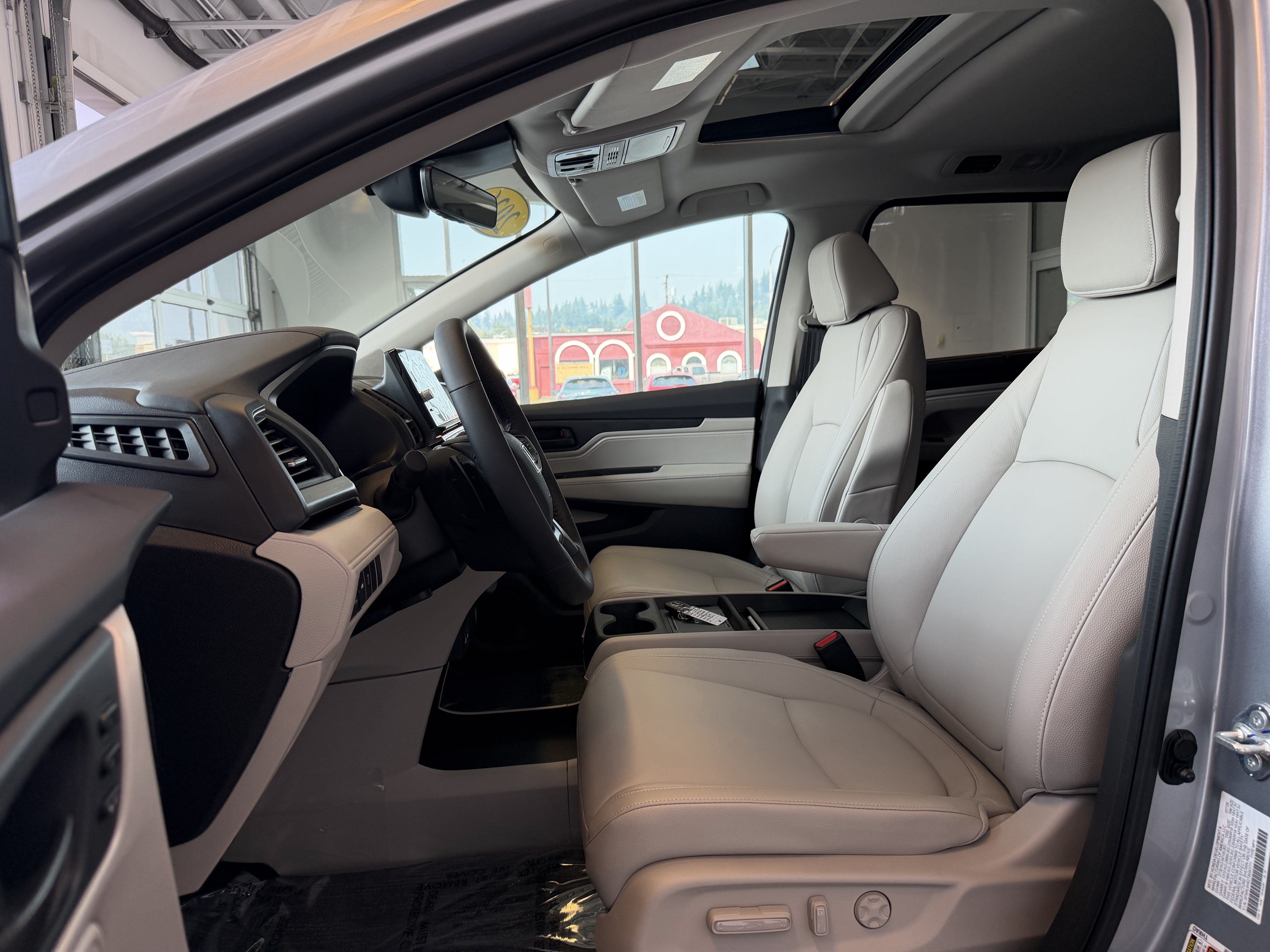 New 2026 Honda Odyssey EX-L image 8