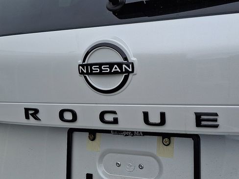 New 2026 Nissan Rogue Dark Armor AWD/4WD image 7