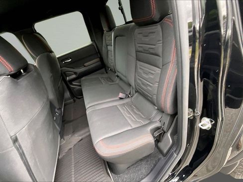 Certified 2025 Nissan Frontier PRO-4X w/ Pro Convenience Package AWD/4WD image 27