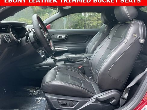 Used 2021 Ford Mustang GT Premium w/ Equipment Group 401A image 4