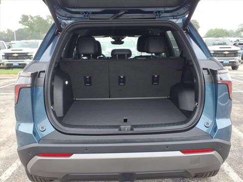New 2026 Chevrolet Equinox LT FWD image 12