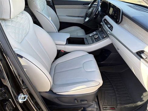 Used 2021 Hyundai Palisade Limited image 13