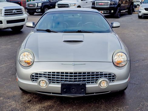 Used 2004 Ford Thunderbird image 3