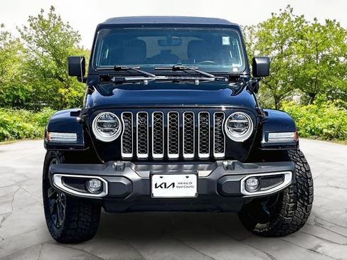 Used 2021 Jeep Wrangler Unlimited Sahara w/ Cold Weather Group AWD/4WD image 3