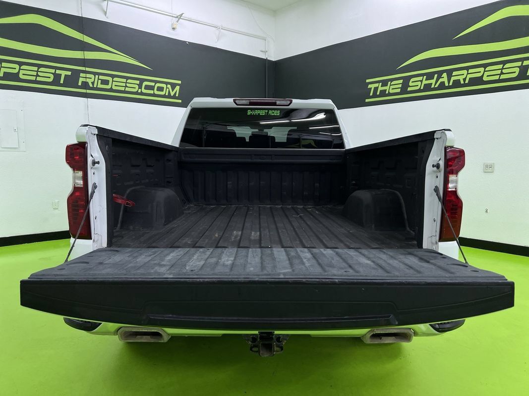 Used 2021 Chevrolet Silverado 1500 LT w/ Z71 Off-Road Package AWD/4WD image 9