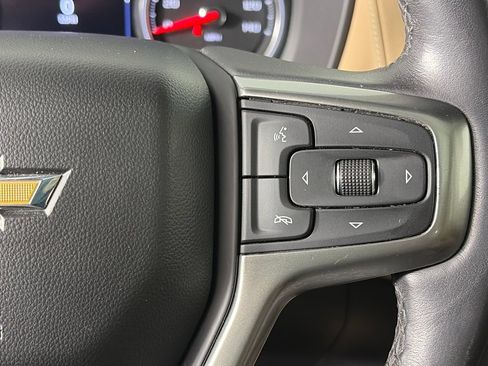 Used 2021 Chevrolet Tahoe Premier w/ Premium Package AWD/4WD image 18