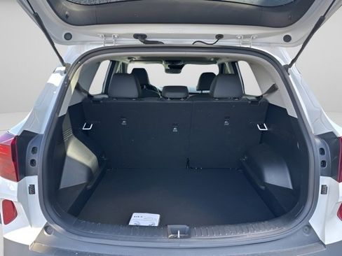 Used 2022 Kia Seltos EX image 11