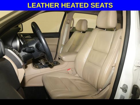 Used 2018 Jeep Grand Cherokee Limited AWD/4WD image 4