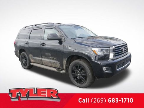 Used 2018 Toyota Sequoia TRD Sport image 1